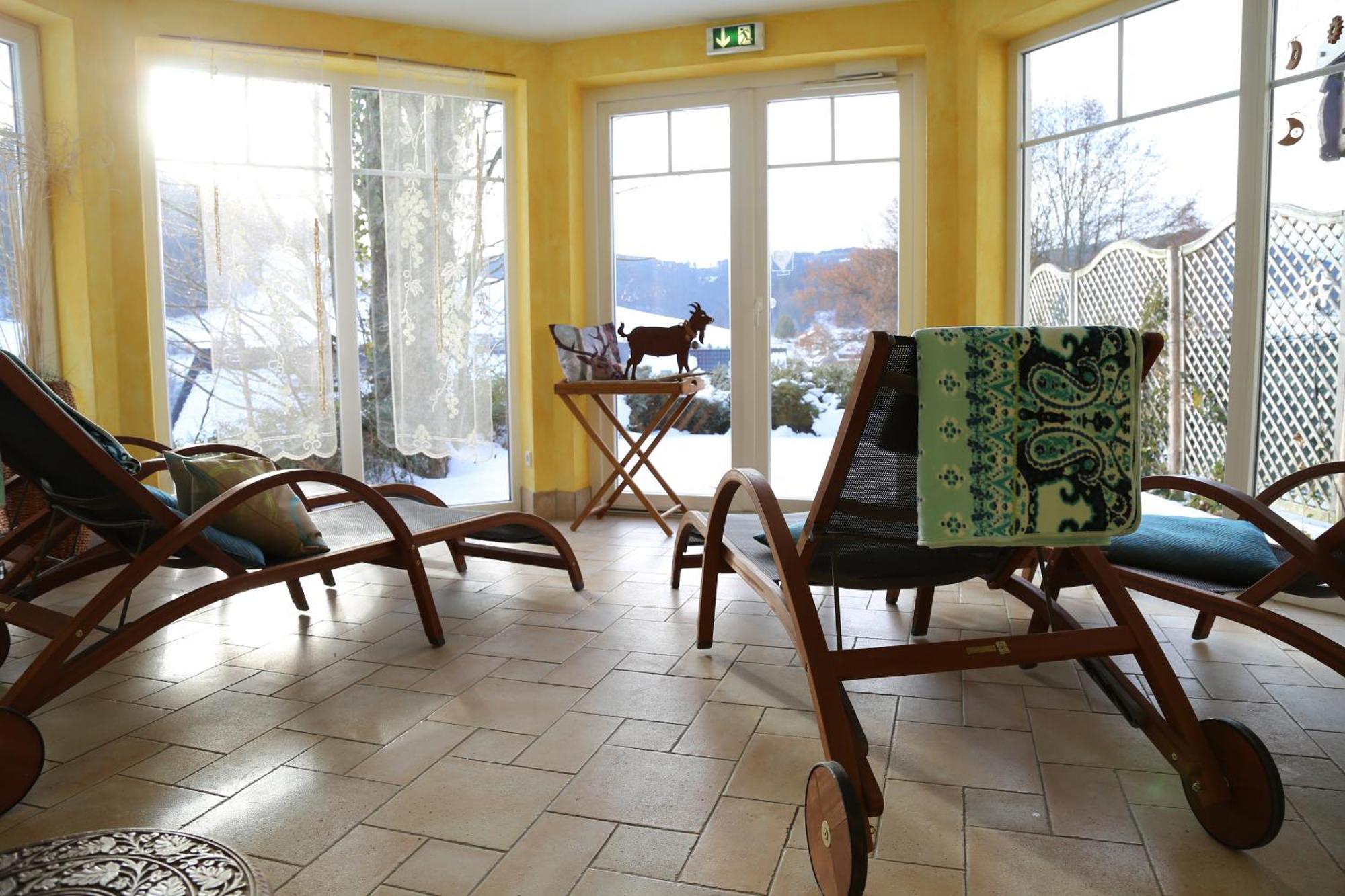 B&B Apart Hotel Goldener Hahn - Nahe An Gartenschau Tal X Baiersbronn Exterior foto