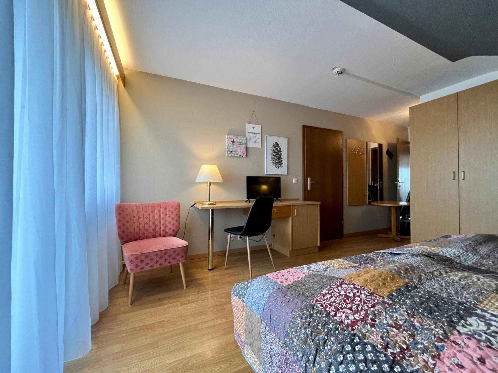 B&B Apart Hotel Goldener Hahn - Nahe An Gartenschau Tal X Baiersbronn Zimmer foto